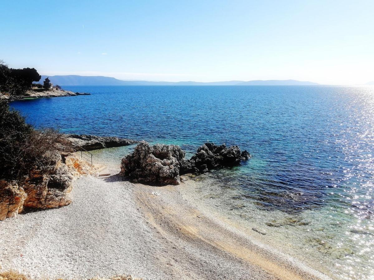 Apartment Suzie Q - Intermezzo With Sea View Rabac Exterior foto